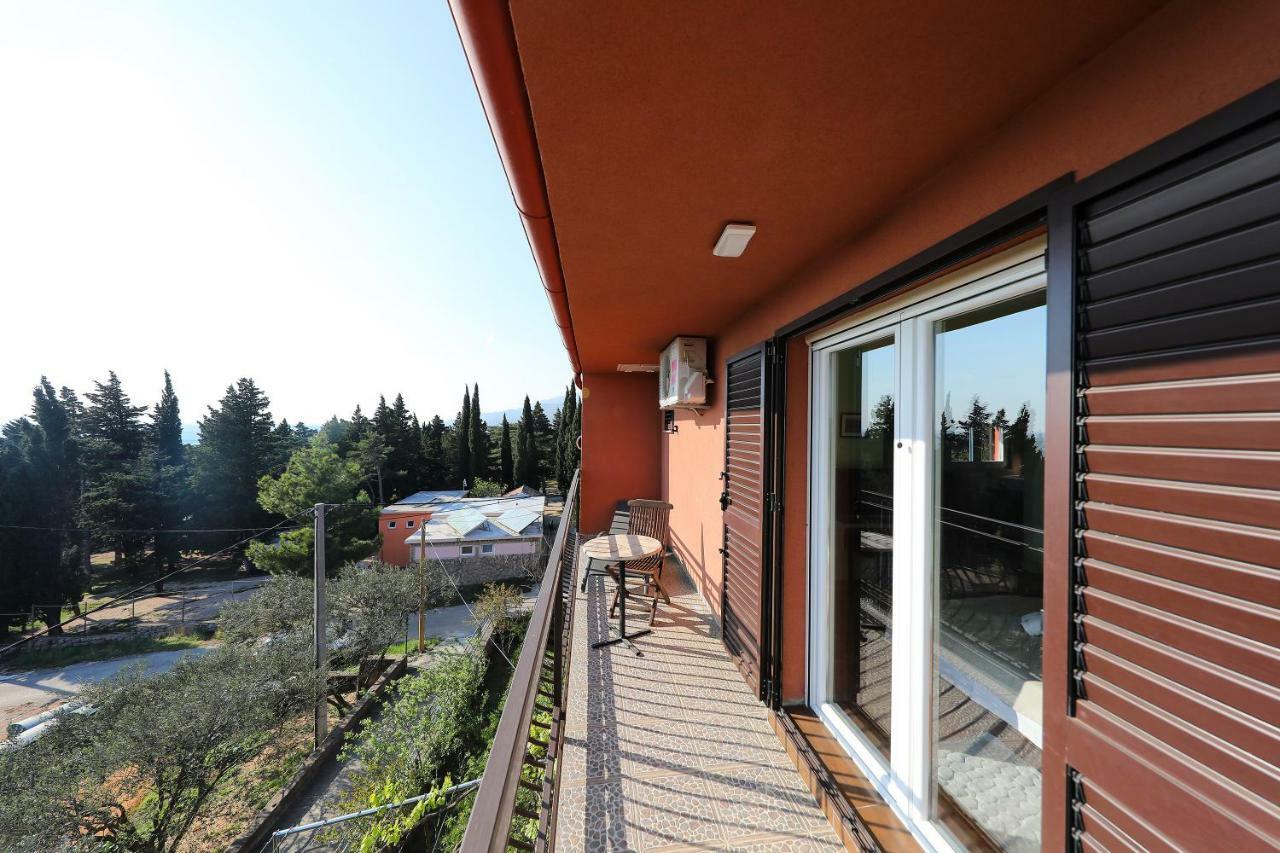 Villa Terracotta App 4 Starigrad Paklenica Buitenkant foto